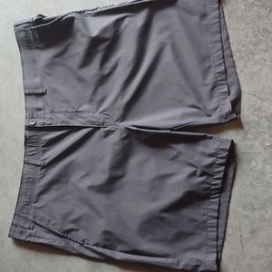 Foundry gray shorts size 52